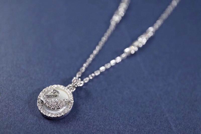 Swarovski Necklace 04yxh09